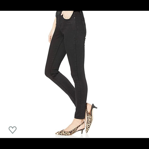 Levi’s Shaping Skinny Jeans - Picture 3 of 7